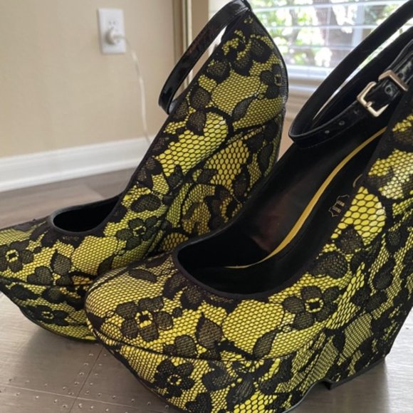 New ALDO OLMOS black lace and neon yellow 6.5/37 - Picture 3 of 10